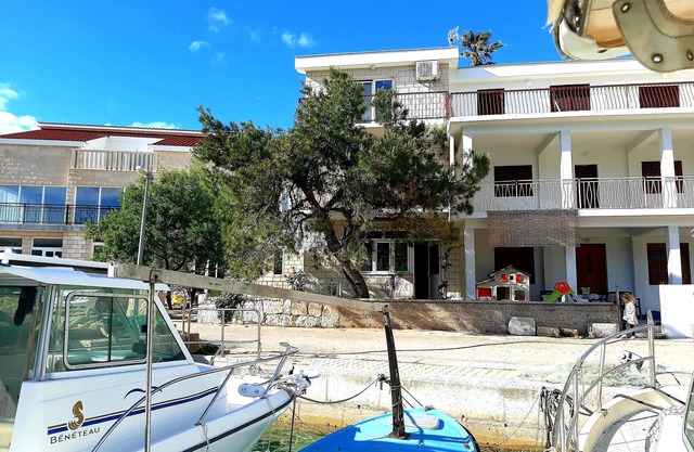 One bedroom apartment near beach Ražanj, Rogoznica (A-18284-a)