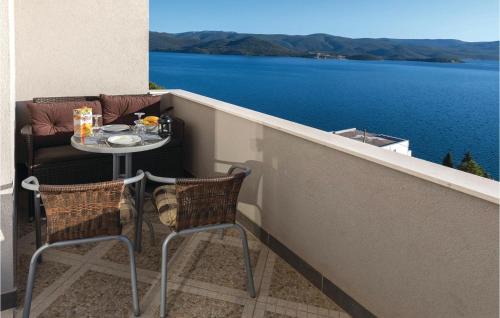 One-Bedroom Apartment Klek With Sea View 07