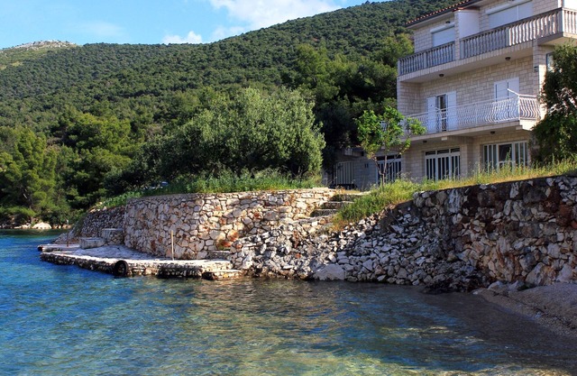 One bedroom apartment near beach Šparadići, Šibenik (A-10015-b)