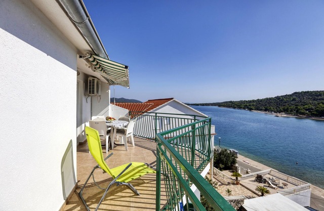 Terrace Jezera Murter 