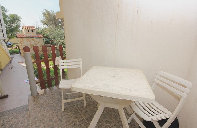 One bedroom apartment near beach Dinjiška, Pag (A-9386-b)