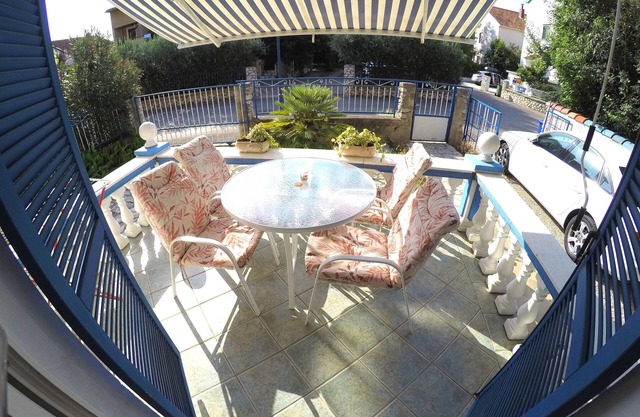 One bedroom apartment with terrace Biograd na Moru, Biograd (A-6201-a)
