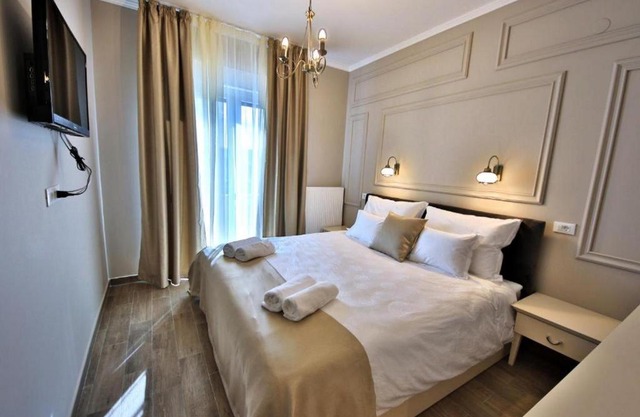 Room Ave Maria