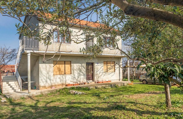 Spend your summer vacation in the quiet residential area of.
