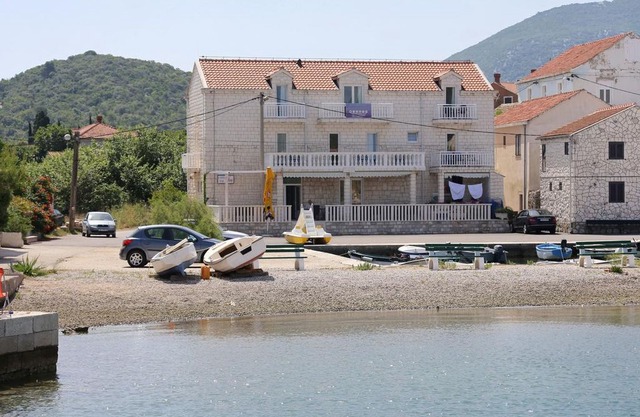 Studio flat near beach Hodilje, Pelješac (AS-10234-b) in Ston