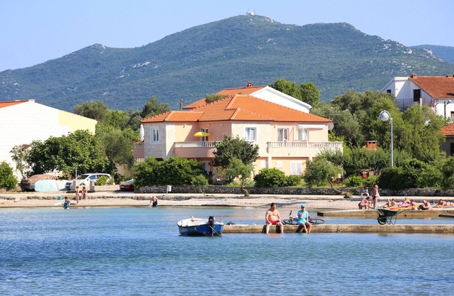 Studio flat near beach Sreser, Pelješac (AS-10138-a)