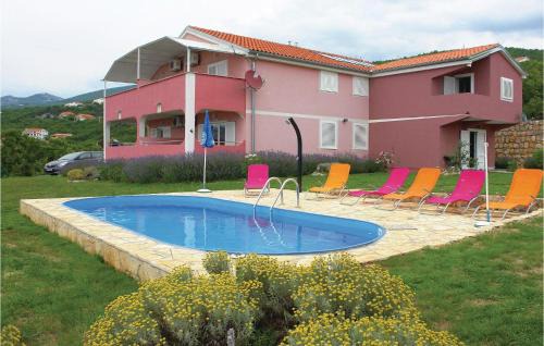 Stunning Apartment In Klenovica