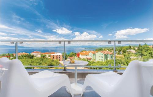 Stunning Apartment In Malinska
