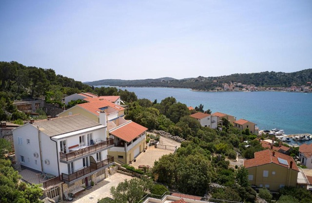 Tisno 