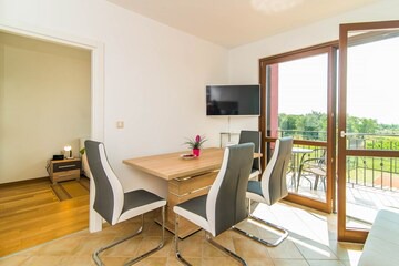 Two-Bedroom Apartment Gordana Ghedda