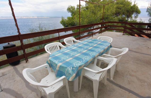 Two bedroom apartment near beach Cove Pobij (Hvar) (A-5712-b)