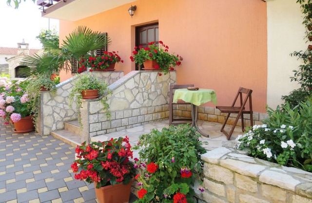 Vacation home Milka I+II in Rovinj - 8 persons, 4 bedrooms