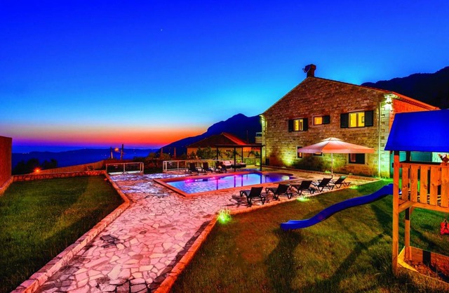 Villa ∙ 6 bedrooms ∙ 16 guests