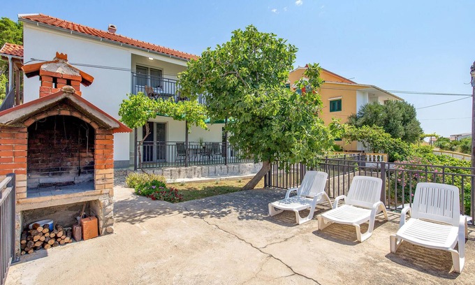 Vlasici Apartment | 1 bedroom lovely apartment in Vlasici