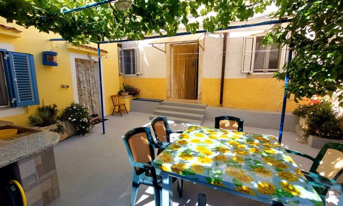 Unije Apartment | 100 m² Apartment ∙ 2 bedrooms ∙ 6 guests