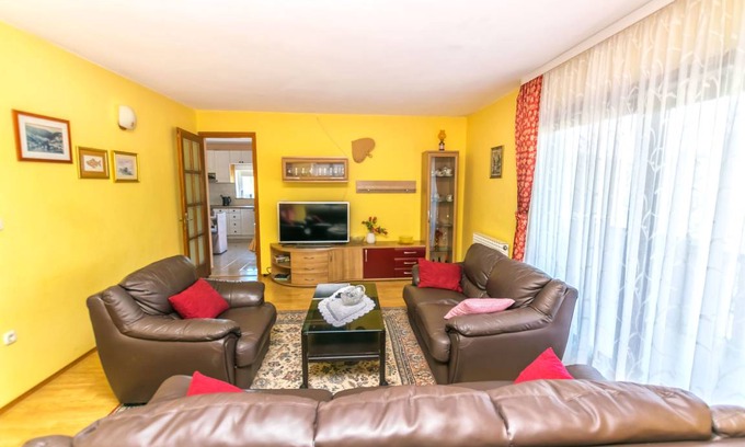 Kneza Apartment | 100 m² Apartment ∙ 3 bedrooms ∙ 5 guests