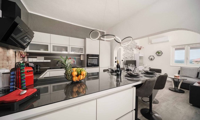 Velim House | 100 m² House ∙ 2 bedrooms ∙ 4 guests