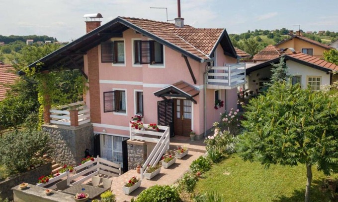 Daruvar House | 100 m² House ∙ 2 bedrooms ∙ 7 guests