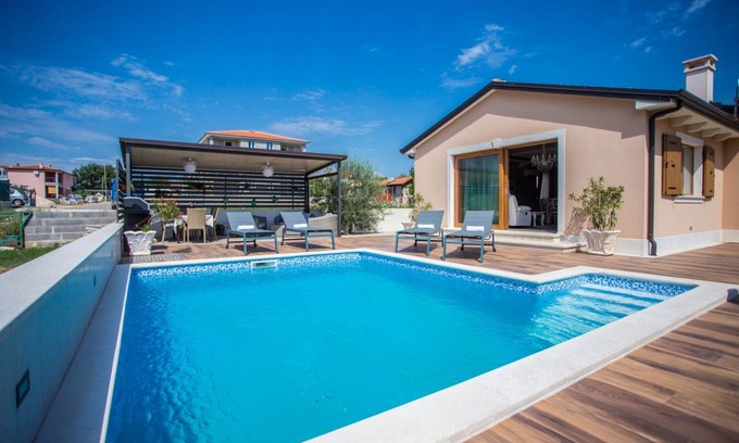 Zbandaj Villa | 100 m² Villa ∙ 2 bedrooms ∙ 4 guests