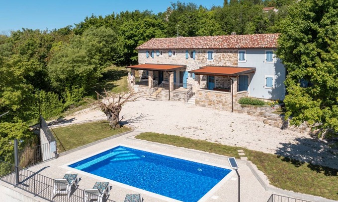 Cepic Villa | 100 m² Villa ∙ 2 bedrooms ∙ 4 guests