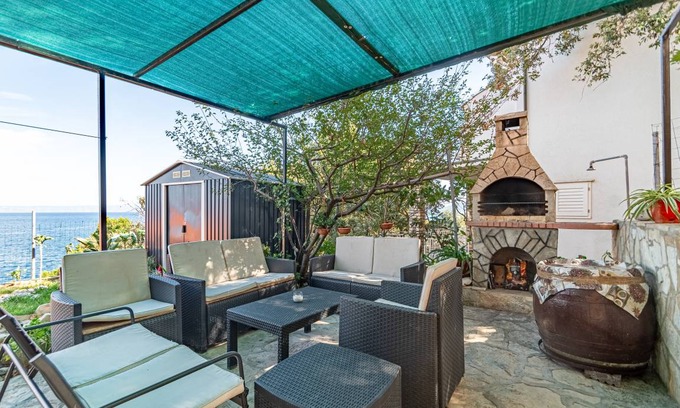Prigradica Apartment | 101 m² Apartment ∙ 3 bedrooms ∙ 8 guests