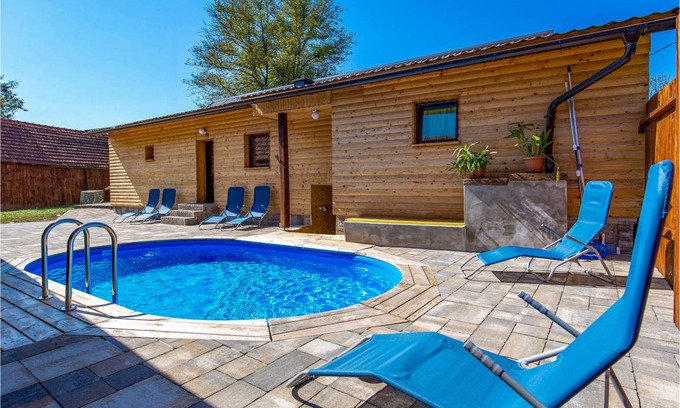 Tounj House | 101 m² House ∙ 3 bedrooms ∙ 10 guests