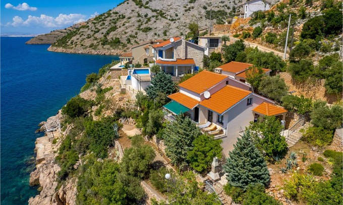 Stinica House | 105 m² House ∙ 2 bedrooms ∙ 5 guests