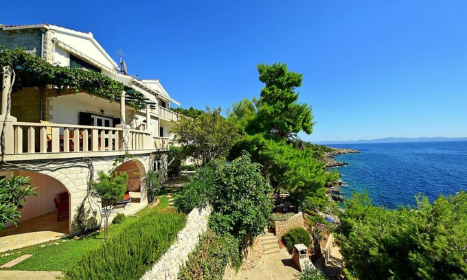 Orebic Apartment | 110 m² Apartment ∙ 3 bedrooms ∙ 6 guests