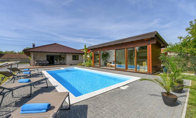 Puscine House | 110 m² House ∙ 2 bedrooms ∙ 6 guests
