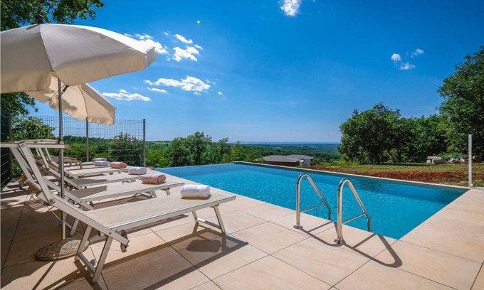 Vizinada House | 110 m² House ∙ 3 bedrooms ∙ 5 guests