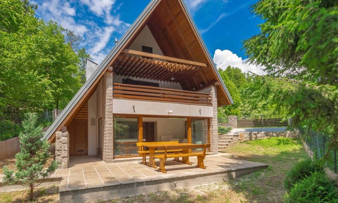 Lic Villa | 110 m² Villa ∙ 1 bedroom ∙ 4 guests