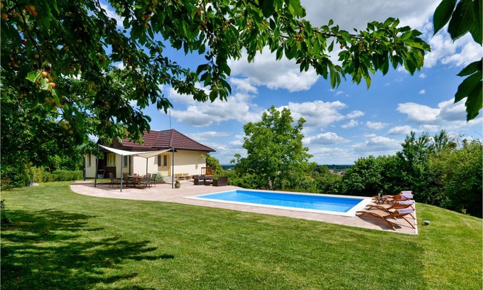 Ludbreg House | 112 m² House ∙ 3 bedrooms ∙ 8 guests