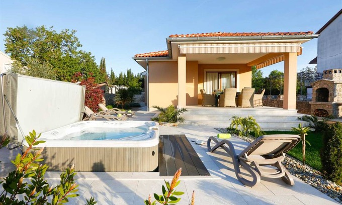 Kornic Villa | 115 m² Villa ∙ 3 bedrooms ∙ 6 guests