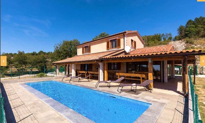 Lupoglav House | 120 m² House ∙ 2 bedrooms ∙ 6 guests