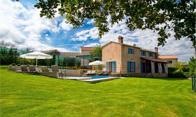 Jezenj House | 120 m² House ∙ 2 bedrooms ∙ 5 guests