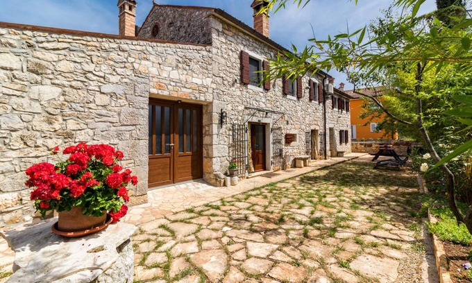 Kosinozici House | 120 m² House ∙ 3 bedrooms ∙ 4 guests