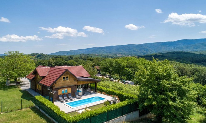Strmec Stubicki House | 125 m² House ∙ 2 bedrooms ∙ 6 guests