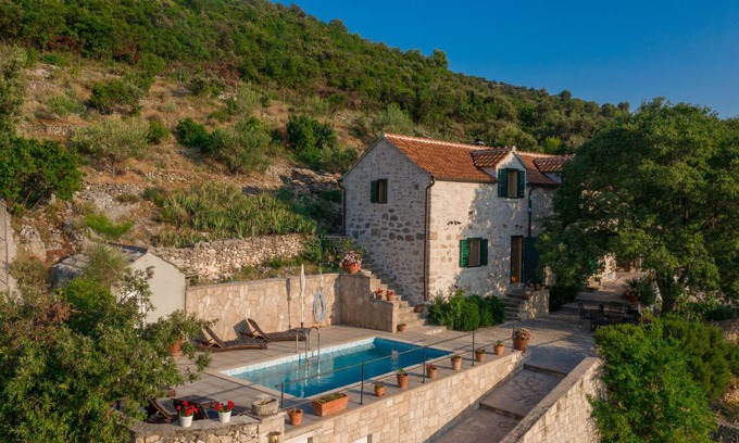 Dol Villa | 125 m² Villa ∙ 3 bedrooms ∙ 6 guests