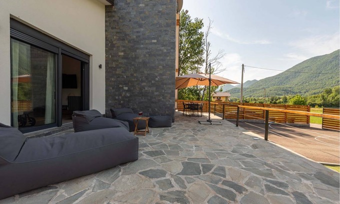 Brusane House | 130 m² House ∙ 3 bedrooms ∙ 8 guests