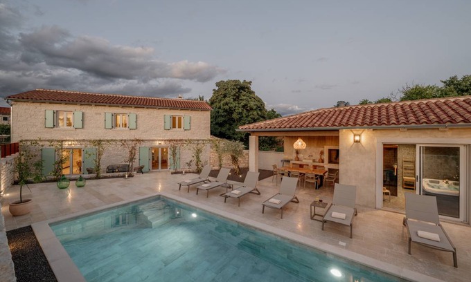 Karlovici Villa | 130 m² Villa ∙ 2 bedrooms ∙ 6 guests