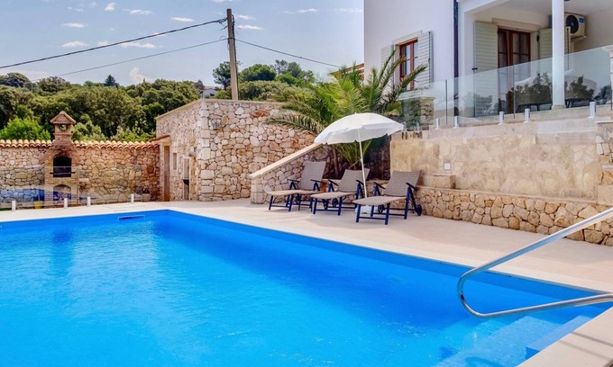 Mali Losinj Villa | 131 m² Villa ∙ 3 bedrooms ∙ 9 guests