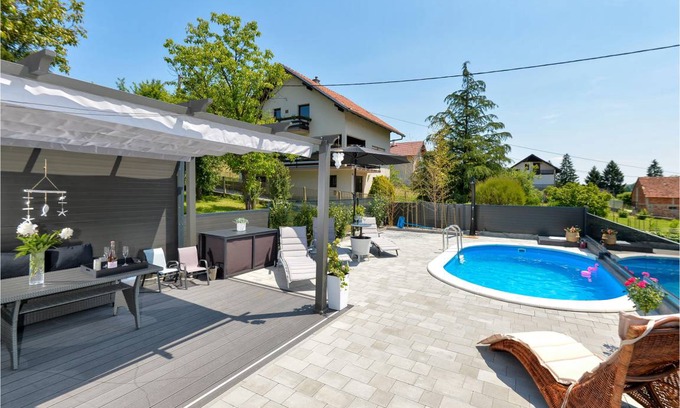 Tuhelj House | 135 m² House ∙ 2 bedrooms ∙ 8 guests