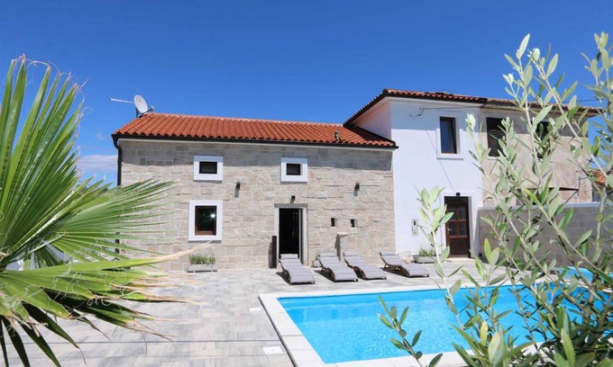 Gabonjin Villa | 135 m² Villa ∙ 3 bedrooms ∙ 8 guests
