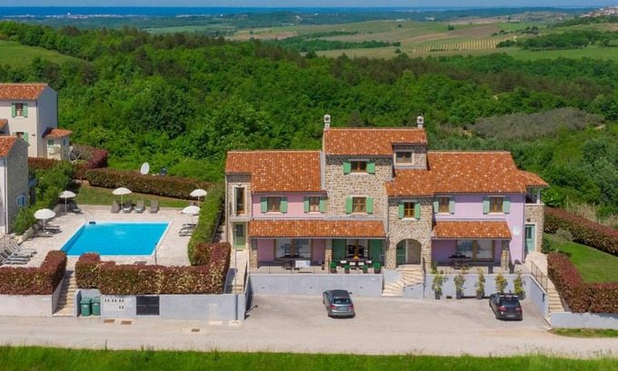 Baredine Other | 145 m² Accommodation ∙ 3 bedrooms ∙ 6 guests