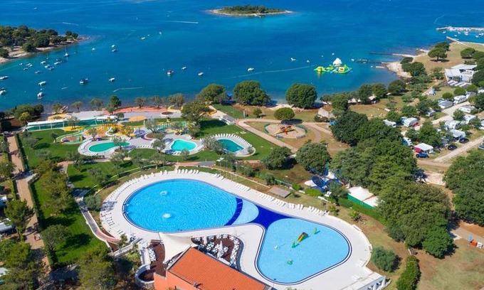 Rovinj Other | 15 m² Tent ∙ 3 bedrooms ∙ 5 guests