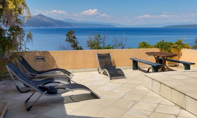 Merag Other | 150 m² Accommodation ∙ 3 bedrooms ∙ 6 guests