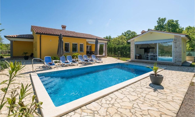 Strmac House | 150 m² House ∙ 3 bedrooms ∙ 6 guests