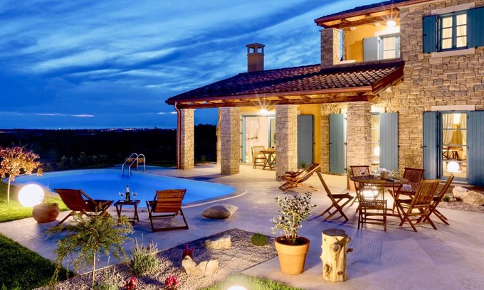 Vardica Villa | 150 m² Villa ∙ 2 bedrooms ∙ 6 guests