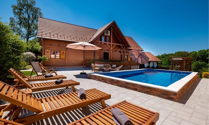 Kravarsko House | 154 m² House ∙ 4 bedrooms ∙ 10 guests