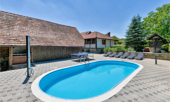 Breznica House | 159 m² House ∙ 3 bedrooms ∙ 7 guests